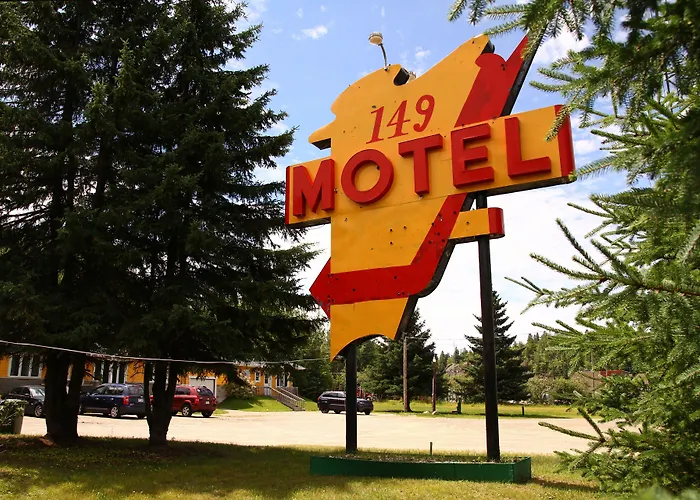 Ski Resorts 149